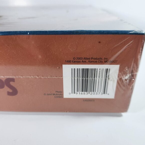 Springbok Puzzle Field of Tulips Vintage 2003 Authentic 2000 Interlocking Pieces - Picture 8 of 8